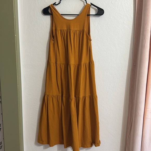 Everlane The Weekend Tiered Midi Dress in Mustard Yellow - Picture 4 of 4